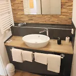Am Blumenhaus 2*