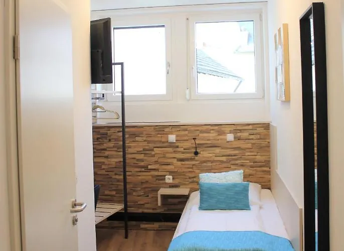 Am Blumenhaus Otel 2*